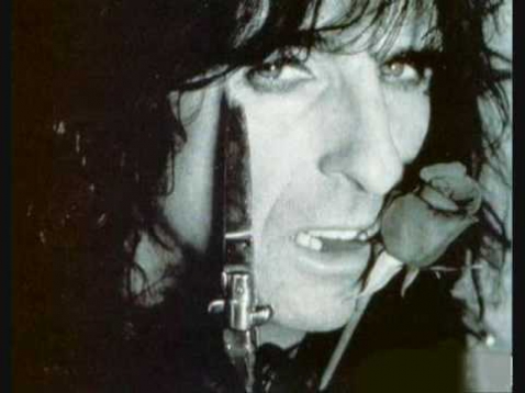 ALICE COOPER- BETWEEN HIGH SCHOOL&OLD SCHOOL