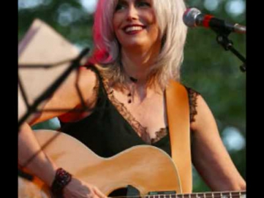 Emmylou Harris/Gram Parsons - Love Hurts (Cover)