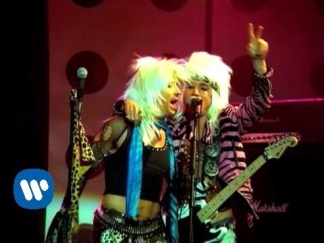 Red Hot Chili Peppers - Dani California [Official Music Video]