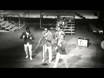 Smokey Robinson & The miracles live - You really got a hold on me