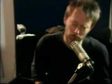 Radiohead cover Joy Division/New Order