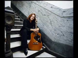 Rosanne Cash - Seven Year Ache (studio version)