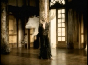 Madonna - Love Don't live here Anymore (Video)