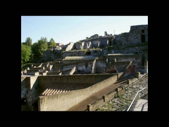 Помпеи.Прогулка по мертвому городу (Pompei.A Walk in the dead city)