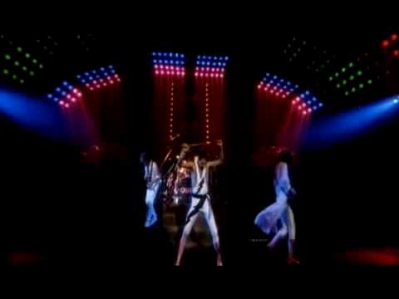 Queen - Hammer To Fall (Official Video)