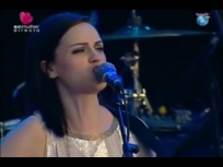 Amy Macdonald - Born to Run (Bruce Springsteen Cover Live At Rock In Rio Lisboa 29-05-2010).avi