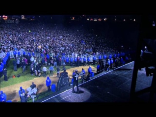 Jay-Z & Kanye West - Niggas In Paris Live At Hackney 2012 HD 720p