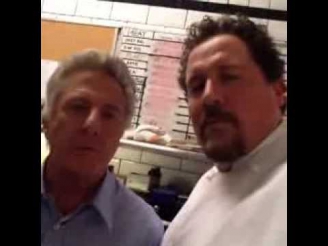 Chef / Повар на колесах (2014) Jon Favreau and Dustin Hoffman on the set (behind the scenes)