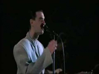 Talking Heads - Girlfriend Is Better (from Stop Making Sense