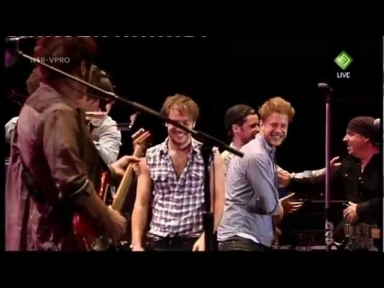 Bruce Springsteen - Hungry Heart    [with Mumford and Sons]