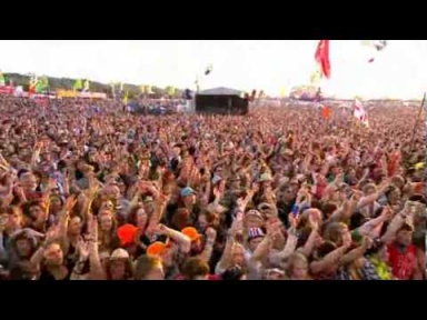 White Lies @Glastonbury 2011 - Farewell To The Fairground