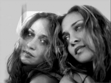 Johnny Cash and Fiona Apple - Bridge Over Troubled Waters