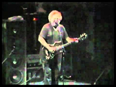 Grateful Dead Perform 1st 