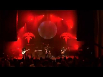 Queensryche - Damaged (Live)